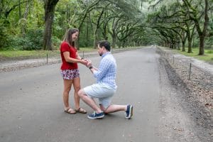 Scavenger hunt surprise proposal wormsloe engagement photographer in savannah